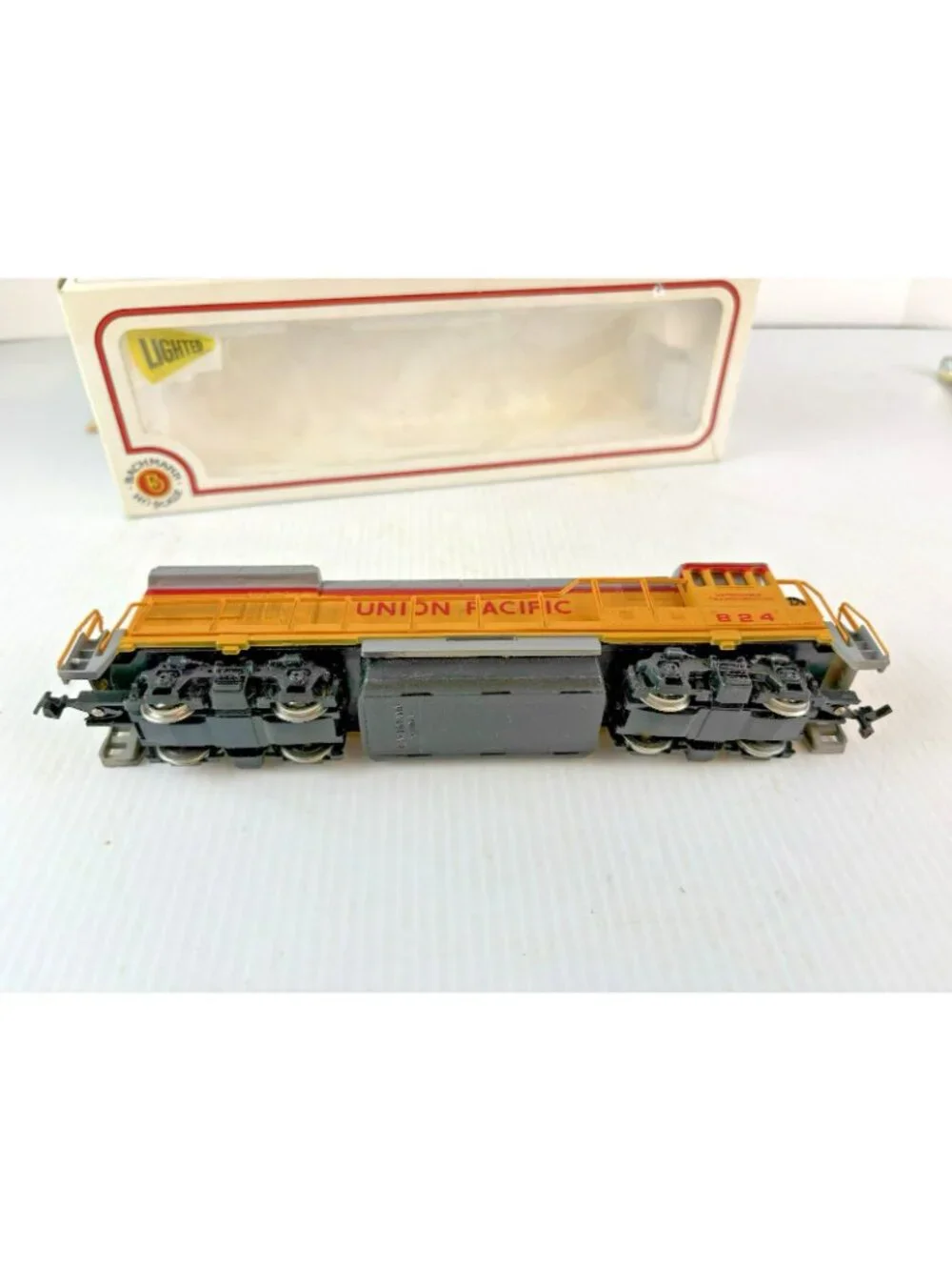 Bachmann N Scale UP Union Pacific GE U36B Diesel Locomotive #824, Working, IOB